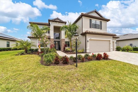 House in Bradenton, Florida 6 bedrooms, 324.23 sq.m. № 1858326 - photo 6