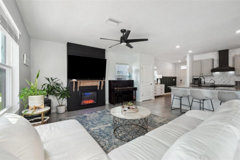 Casa en venta en Odessa, Florida, 4 dormitorios, 209.96 m2 № 1823973 - foto 7