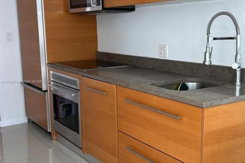 Condominio en venta en Miami, Florida, 1 dormitorio, 55.46 m2 № 1696659 - foto 2