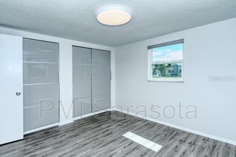 Снять в аренду квартиру в Сарасота, Флорида 2 спальни, 75.62м2, № 1848458 - фото 7