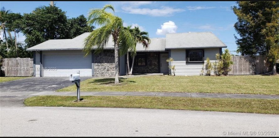 Villa ou maison à Homestead, Floride 3 chambres, 157.47 m2 № 1968441