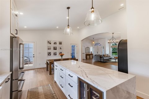 House in Plantation, Florida 4 bedrooms, 235.79 sq.m. № 2065658 - photo 23