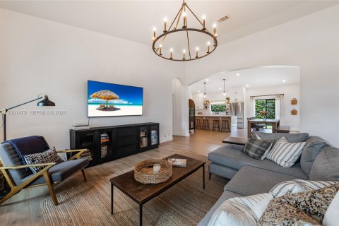 House in Plantation, Florida 4 bedrooms, 235.79 sq.m. № 2065658 - photo 17