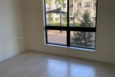 Copropriété à louer à Doral, Floride: 3 chambres № 1806185 - photo 14