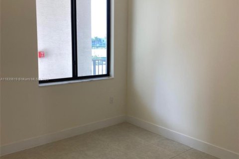 Copropriété à louer à Doral, Floride: 3 chambres № 1806185 - photo 10