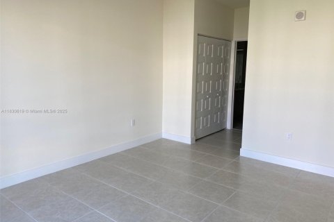 Copropriété à louer à Doral, Floride: 3 chambres № 1806185 - photo 9