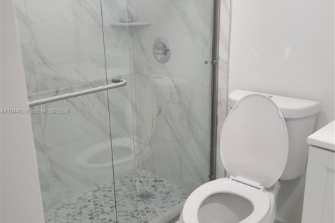 Apartment in Miami, Florida 2 bedrooms, 72.65 sq.m. № 2001018 - photo 9