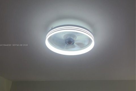 Apartment in Miami, Florida 2 bedrooms, 72.65 sq.m. № 2001018 - photo 8