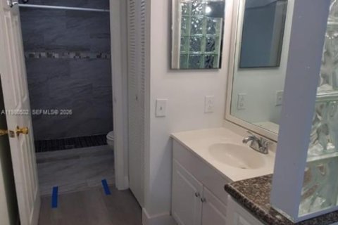 Снять в аренду кондоминиум в Санрайз, Флорида 2 спальни, 95.13м2, № 2043445 - фото 14