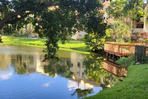 Снять в аренду кондоминиум в Санрайз, Флорида 2 спальни, 95.13м2, № 2043445 - фото 28