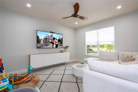 Townhouse in Windermere, Florida 3 bedrooms, 148.64 sq.m. № 2105042 - photo 6