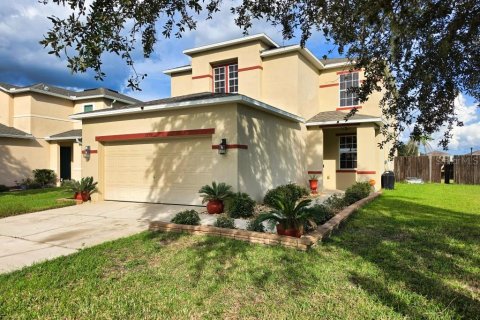 Villa ou maison à vendre à Orlando, Floride: 3 chambres, 209.87 m2 № 2406547 - photo 2