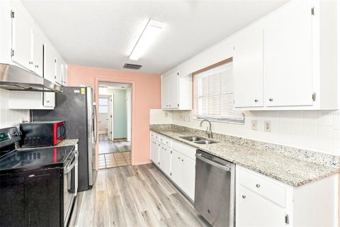 Villa ou maison à vendre à Port Richey, Floride: 3 chambres, 131.55 m2 № 2408579 - photo 7