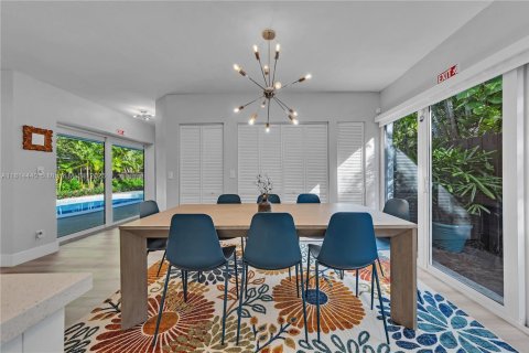 Casa en alquiler en Fort Lauderdale, Florida, 3 dormitorios, 138.8 m2 № 2012330 - foto 6