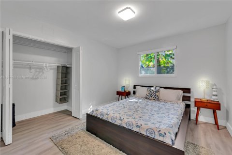 Casa en alquiler en Fort Lauderdale, Florida, 3 dormitorios, 138.8 m2 № 2012330 - foto 11