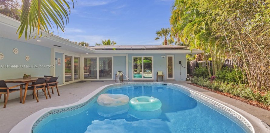 Casa en Fort Lauderdale, Florida 3 dormitorios, 138.8 m2 № 2012330