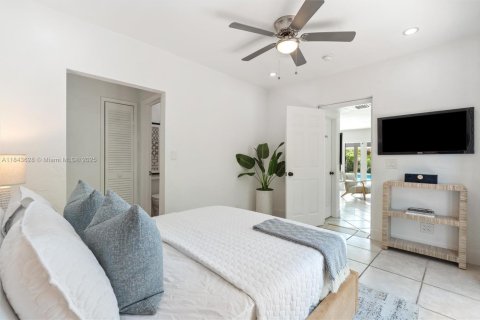 House in Fort Lauderdale, Florida 2 bedrooms, 114.27 sq.m. № 1874750 - photo 18