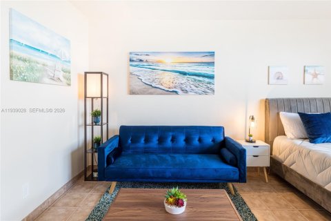 Copropriété à louer à Miami Beach, Floride: 52.49 m2 № 1999494 - photo 10
