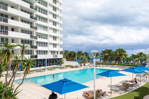 Copropriété à louer à Miami Beach, Floride: 52.49 m2 № 1999494 - photo 28