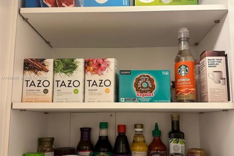 Copropriété à louer à Miami Beach, Floride: 52.49 m2 № 1999494 - photo 19