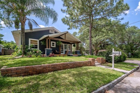 Casa en alquiler en Tampa, Florida, 2 dormitorios, 124.4 m2 № 2421717 - foto 2