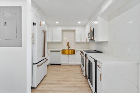 Copropriété à vendre à West Palm Beach, Floride: 2 chambres, 99.68 m2 № 2087698 - photo 5