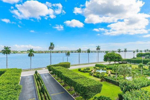 Copropriété à vendre à West Palm Beach, Floride: 2 chambres, 99.68 m2 № 2087698 - photo 24