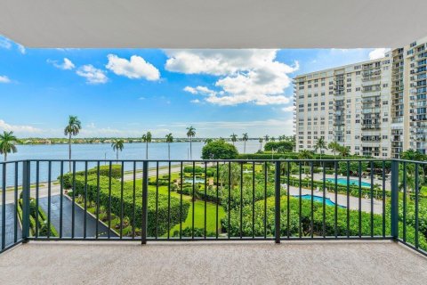 Copropriété à vendre à West Palm Beach, Floride: 2 chambres, 99.68 m2 № 2087698 - photo 22