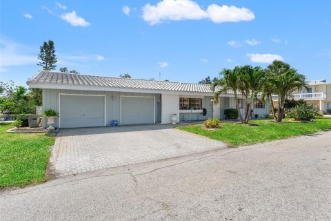Casa en venta en Longboat Key, Florida, 2 dormitorios, 115.94 m2 № 1612565 - foto 8