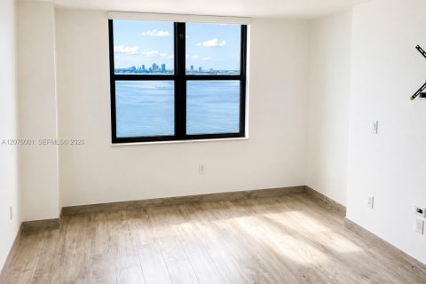 Copropriété à louer à Miami, Floride: 1 chambre, 86.4 m2 № 2331776 - photo 3
