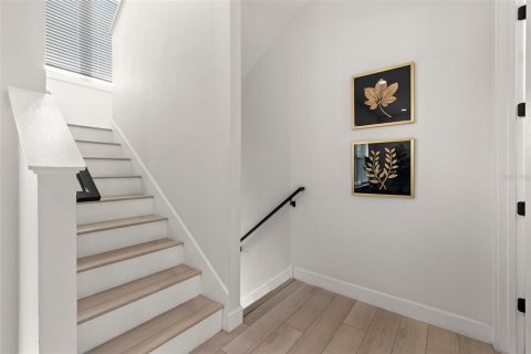 Townhouse in Tampa, Florida 3 bedrooms, 225.2 sq.m. № 1795953 - photo 25