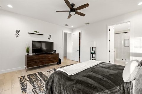 Townhouse in Tampa, Florida 3 bedrooms, 225.2 sq.m. № 1795953 - photo 28