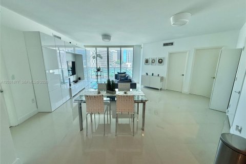 Condo in Miami, Florida, 3 bedrooms № 2153701 - photo 12