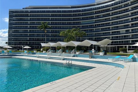 Copropriété à louer à Miami Beach, Floride: 62.99 m2 № 1966214 - photo 25