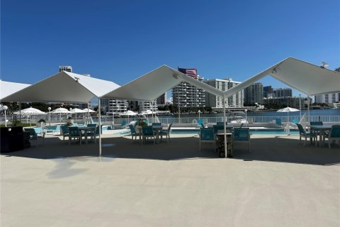 Copropriété à louer à Miami Beach, Floride: 62.99 m2 № 1966214 - photo 8
