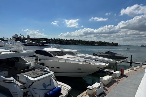 Copropriété à louer à Miami Beach, Floride: 62.99 m2 № 1966214 - photo 5