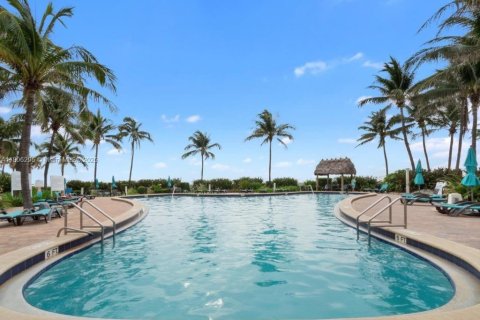 Condominio en venta en Hollywood, Florida, 1 dormitorio, 81.2 m2 № 1937623 - foto 22