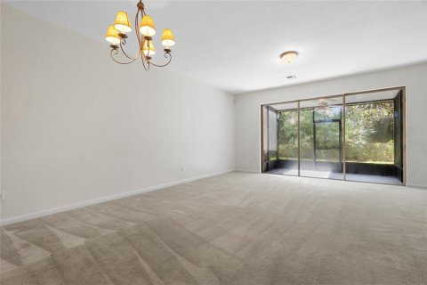 Townhouse in Sanford, Florida 3 bedrooms, 156.73 sq.m. № 1786177 - photo 15