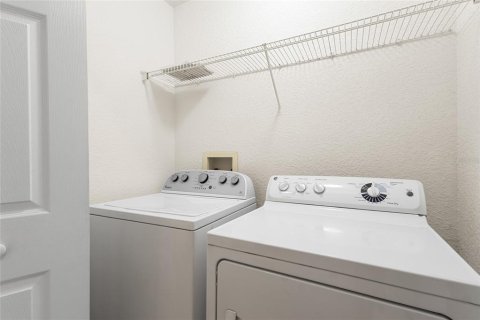 Townhouse in Sanford, Florida 3 bedrooms, 156.73 sq.m. № 1786177 - photo 29