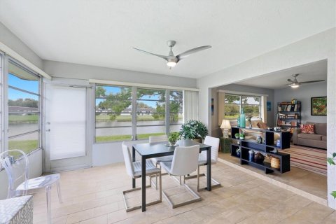 House in Sarasota, Florida 2 bedrooms, 143.07 sq.m. № 2400306 - photo 30