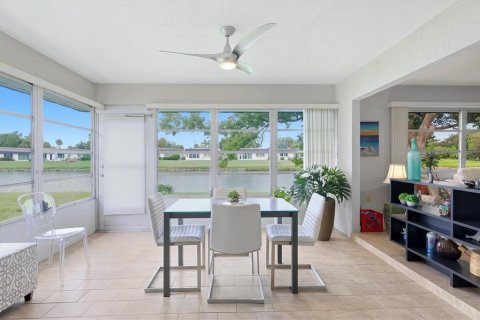 House in Sarasota, Florida 2 bedrooms, 143.07 sq.m. № 2400306 - photo 28