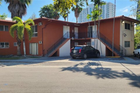 Appartement à louer à Miami, Floride: 53.88 m2 № 1895556 - photo 1