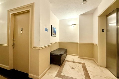 Condo in Fort Lauderdale, Florida, 2 bedrooms  № 2082938 - photo 27