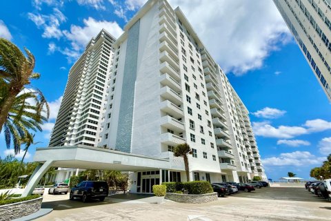 Condo in Fort Lauderdale, Florida, 2 bedrooms  № 2082938 - photo 6