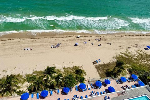 Condo in Fort Lauderdale, Florida, 2 bedrooms  № 2082938 - photo 4