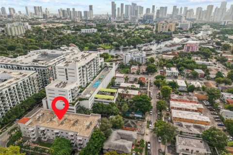 Copropriété à louer à Miami, Floride: 2 chambres, 80.36 m2 № 1949985 - photo 23