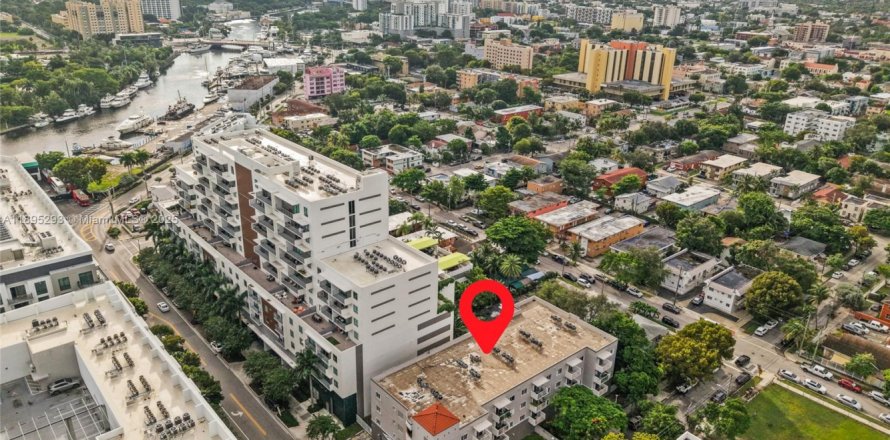 Condo à Miami, Floride, 2 chambres № 1949985