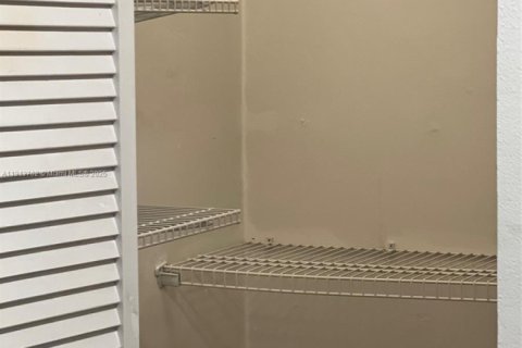 Copropriété à vendre à North Miami, Floride: 1 chambre, 75.81 m2 № 2034737 - photo 8