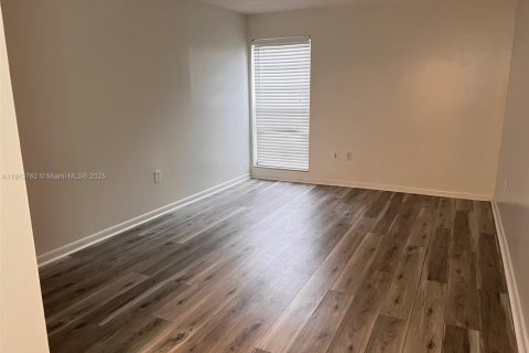 Copropriété à vendre à North Miami, Floride: 1 chambre, 75.81 m2 № 2034737 - photo 5