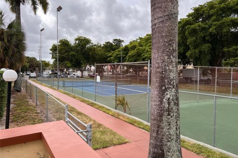 Copropriété à vendre à North Miami, Floride: 1 chambre, 75.81 m2 № 2034737 - photo 17